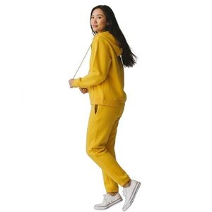 Rudolph Vibrant Yellow Hoodie Sweatsuit Fleece Lined Loose Fit Size Large NWOT